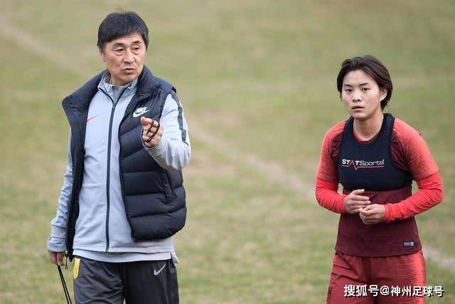 雷特吉13轮意甲进12球3助攻 女神7连胜领跑积分榜